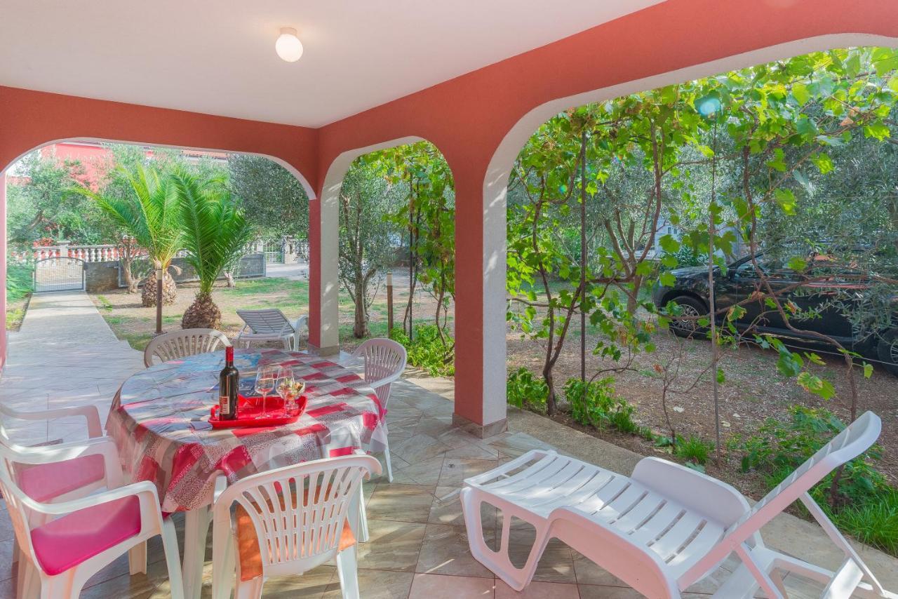 Apartments Puskaric Vir Ngoại thất bức ảnh