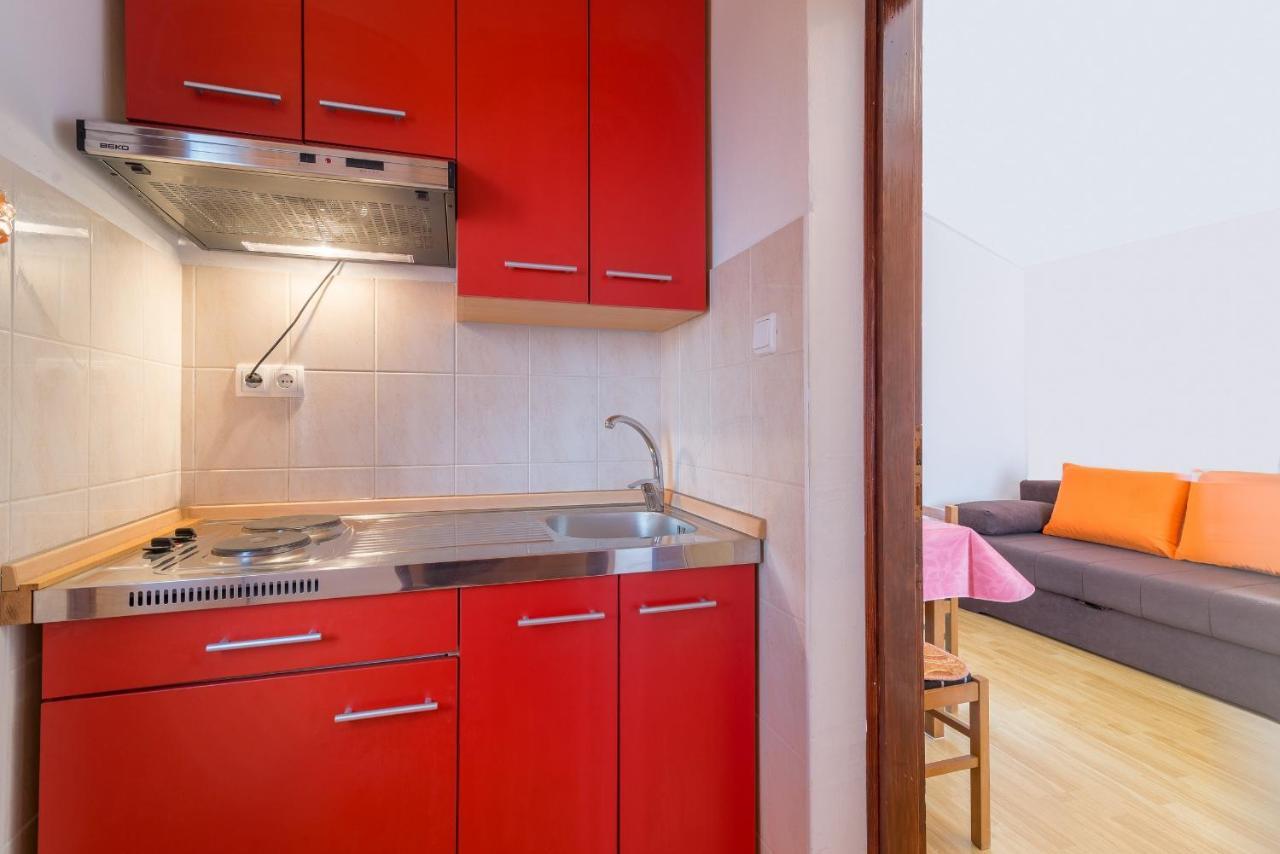 Apartments Puskaric Vir Ngoại thất bức ảnh